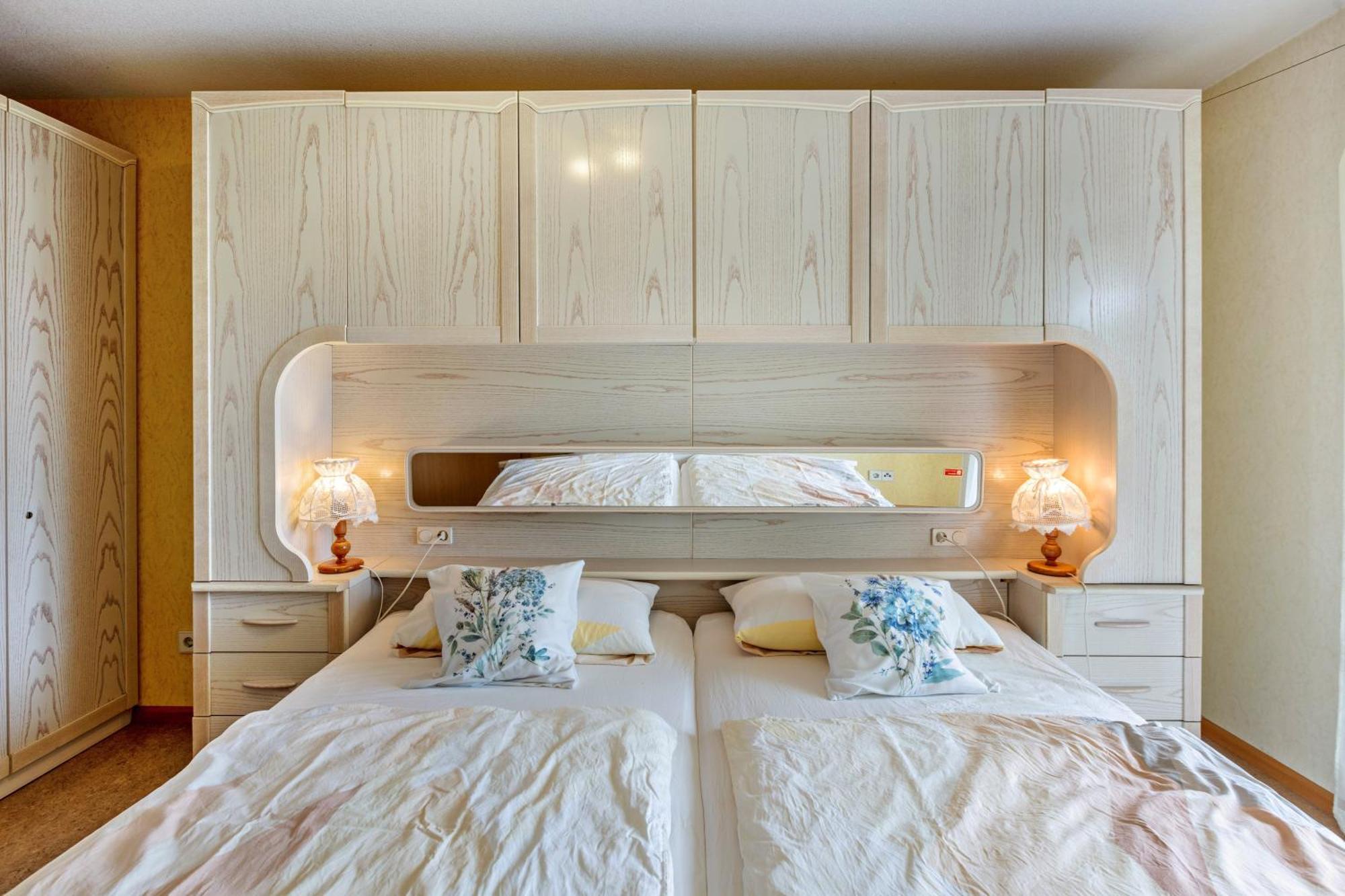Haus Landblick Apartment Zell im Wiesenthal ภายนอก รูปภาพ